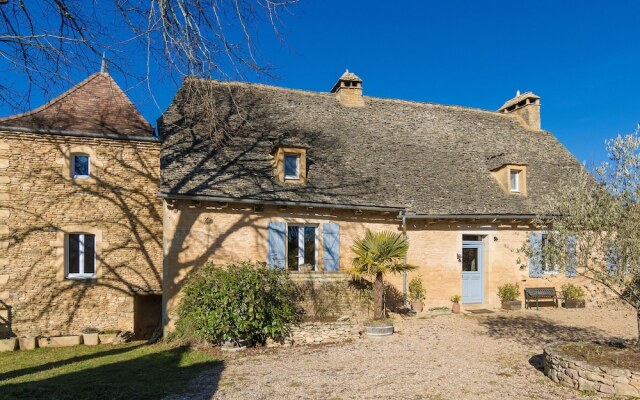 Cosy Holiday Home in Archignac With Private Pool