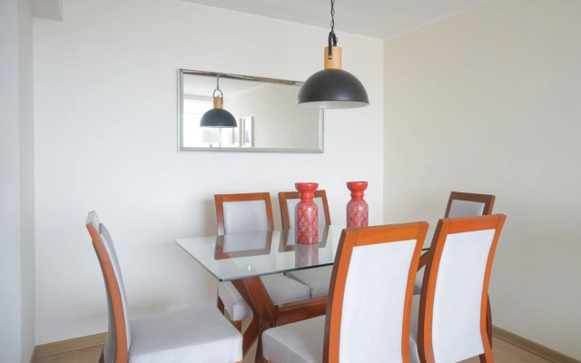 GLOBALSTAY. Martino 2BR Apartments. Sea View, Pool, Gym, BBQ