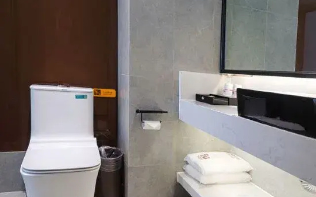 IU Hotel·Beihai Beibu Gulf Old Street