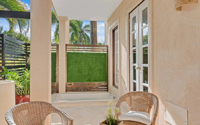 Sophisticated Villas With Private Pools and Staff