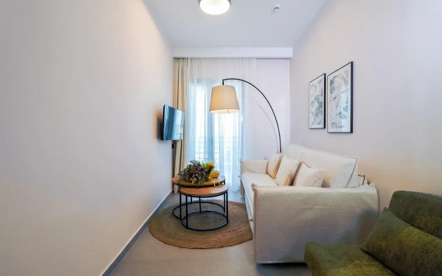 LIMNI Boutique Experience Hotel