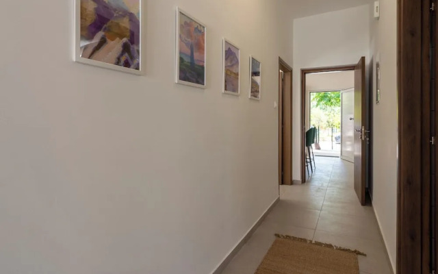 Arty Haven Spacious 3BR House in Larnaca