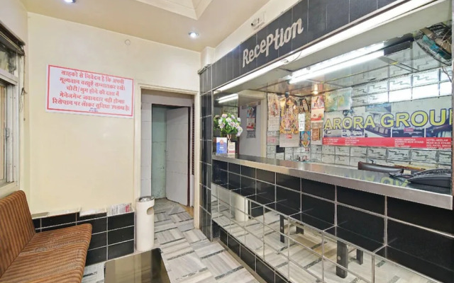 Goroomgo New Crown Indore