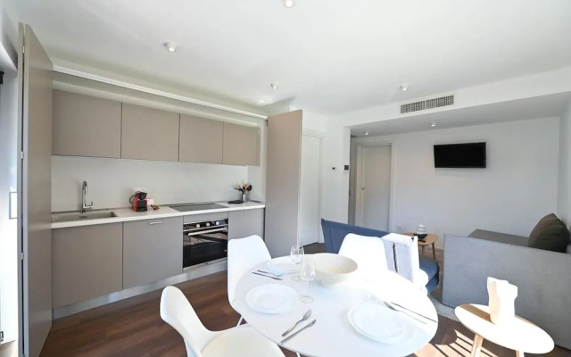 Lugano Suite Modern Concept 4
