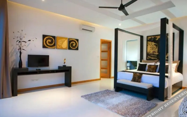 Evaluna Villa