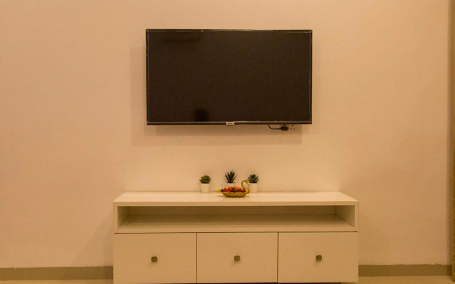 ComfyCorner - Luxurious 2-BHK Apartment