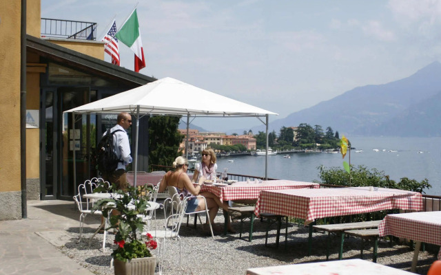 SANTANGELA Hostel & Rooms