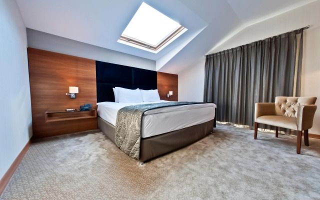 Riva Resatbey Hotel
