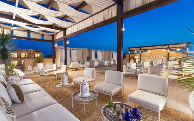 JAZ Neo Almazino, Almaza Bay