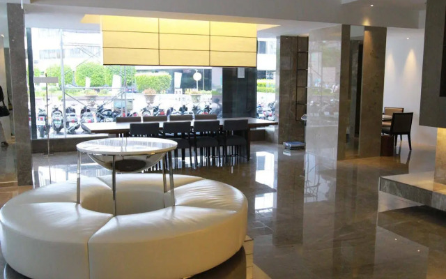Hotel Midtown Richardson