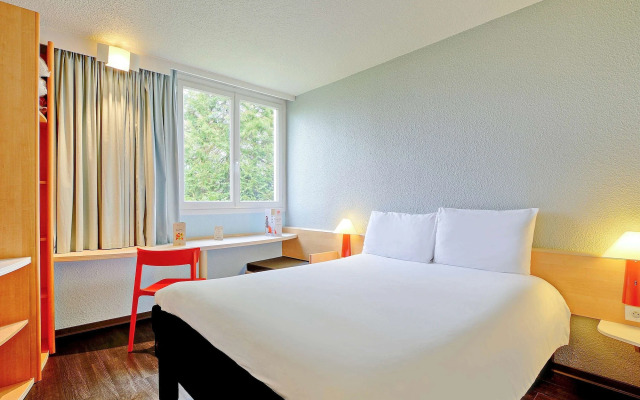 ibis Poitiers Beaulieu