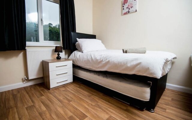 Round Park Annexe