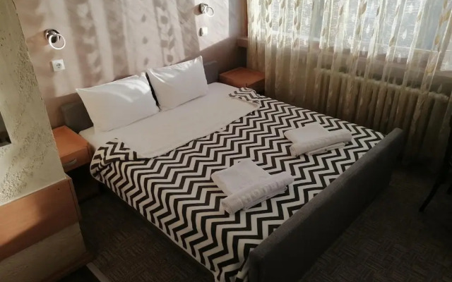 Hotel Balkan Highway