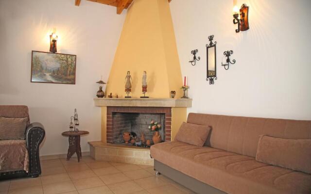 Anna's Family House