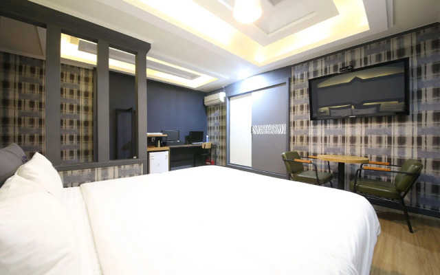 Instar Hotel Yangsan