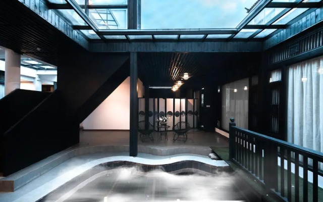 Lijiang Gemmer Hotel