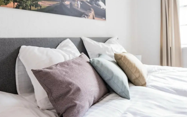 Beautiful 2-bed in Great Location