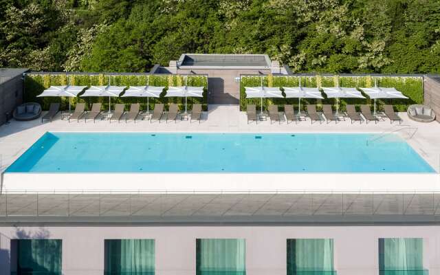 Hilton Lake Como Hotel