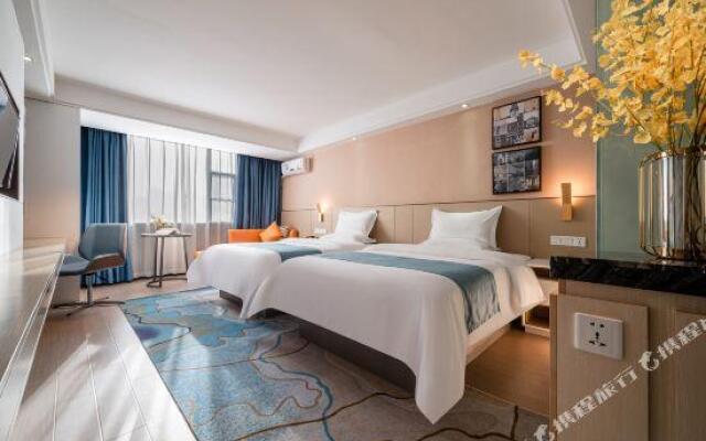 Yeste Hotel