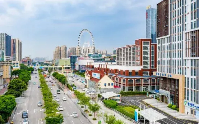 Manfei Hotel (Wanda Plaza Jinshazhou)