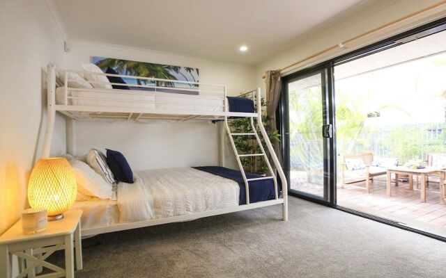 Gold Coast Tropical Beach House