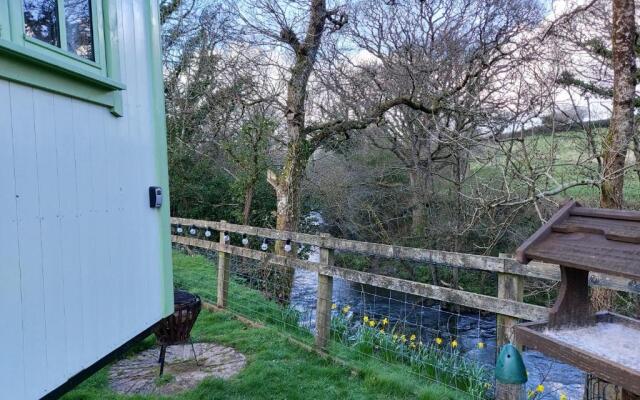 The Old Mill Shepherd's Hut