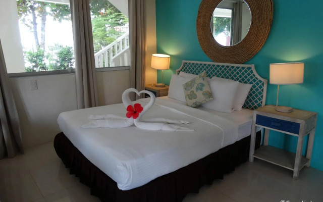 Momo Beach House