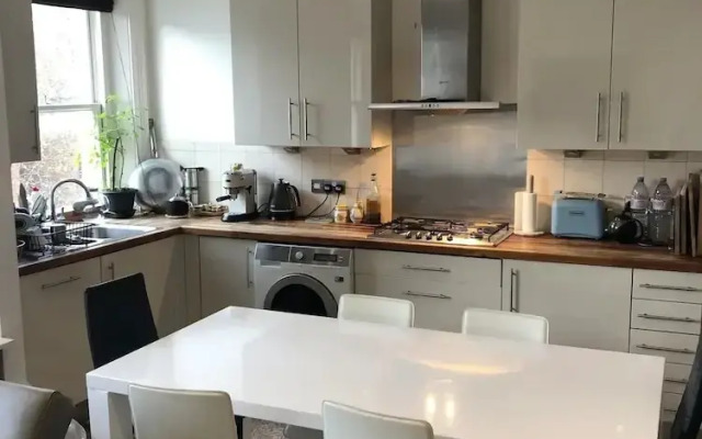 Chic Flat Regent's Park
