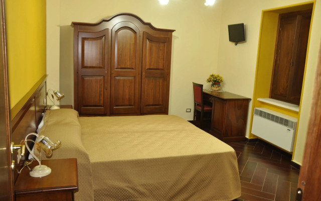 Borgo Patierno Agristor Country House