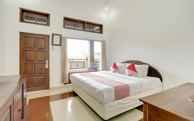 Super OYO 3261 Hotel Ratu