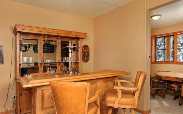 Paradise Meadow Lodge