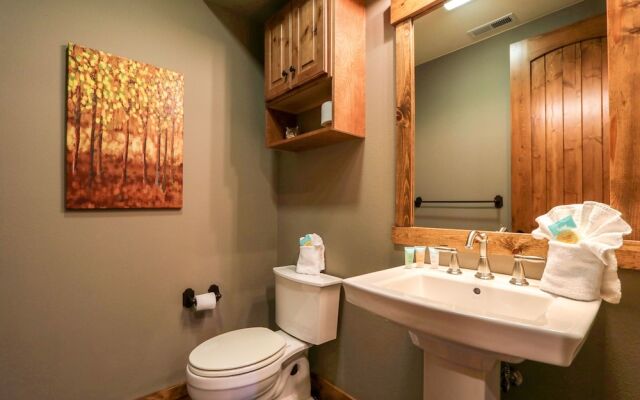 Snowcreek Vii #1503 3 Bedroom Condo