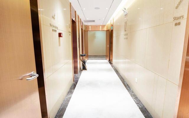 Lavande Hotel Wuhan Optics Valley Plaza