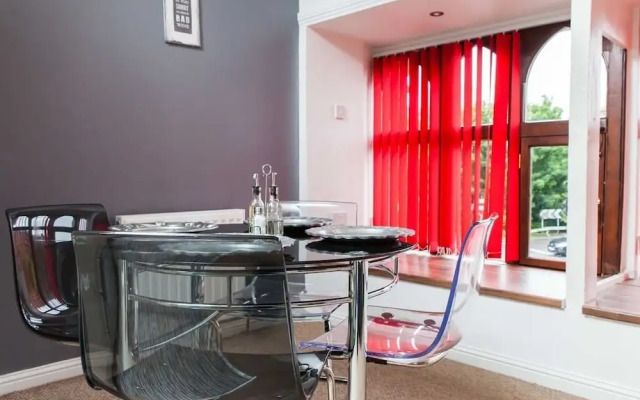 Joli Central Apartments