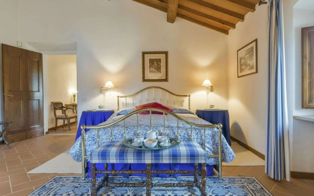 Restful Holiday Home in Reggello With Swimming Pool