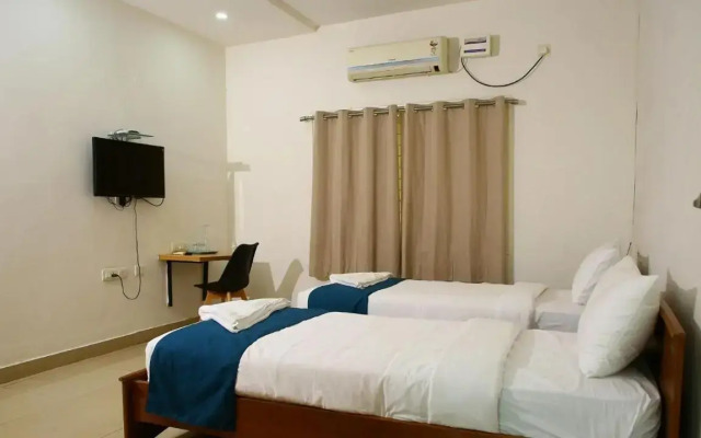OYO 12459 SilverKey Gachibowli