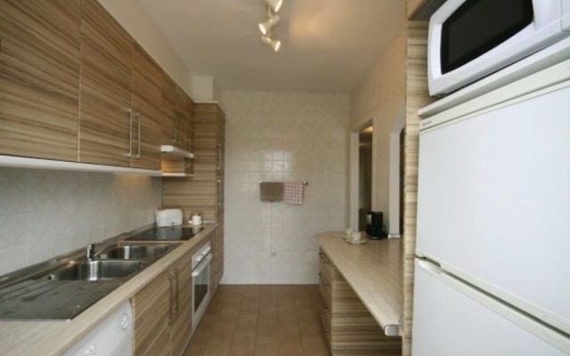 Beautiful Townhouse, Internet, Air Con, 5 Guests