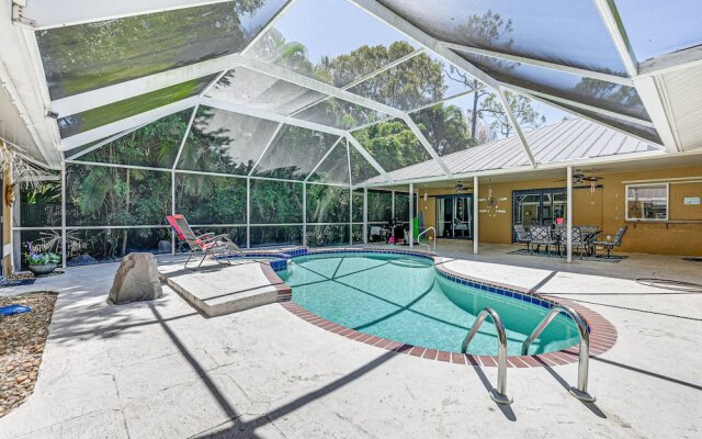 Lovely Naples Home: Backyard Oasis w/ Pool!
