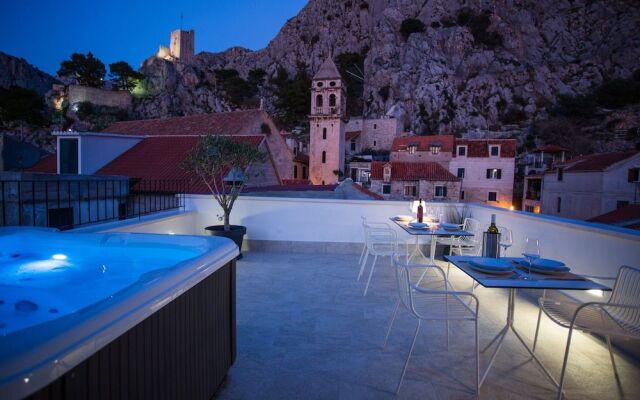Boutique stone house Franco