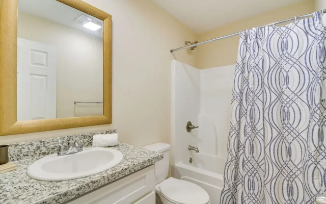 D'iberville Delight ~ 2 Mi From Beach & Casinos!
