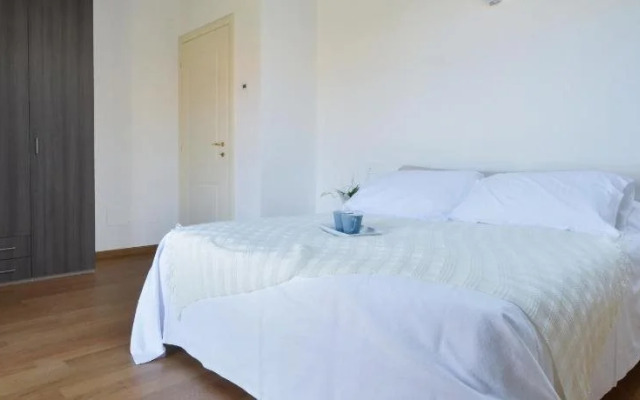 Polpenazze Halldis Apartments