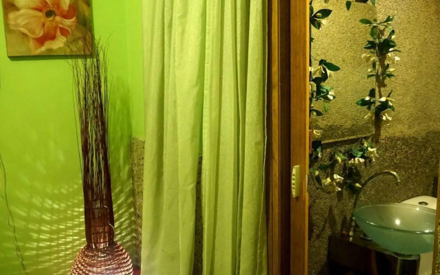 Tropical Guest House