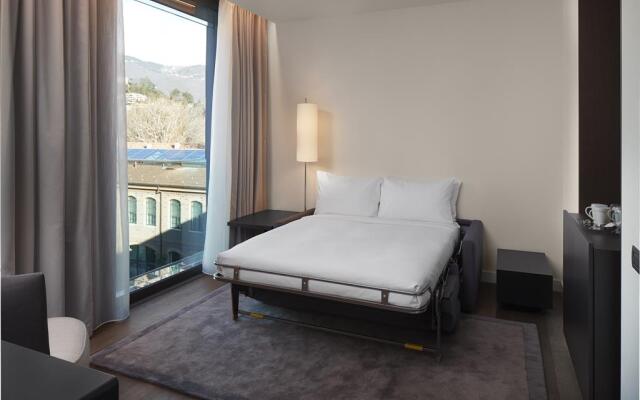 Hilton Lake Como Hotel