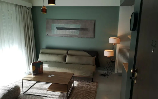 Soho Apartment by Olala Homes