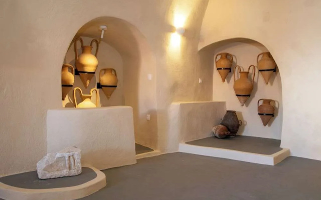 Amphora Villas Oia Santorini