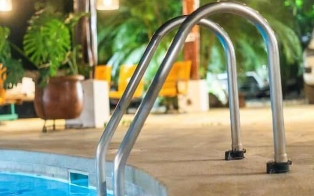 Curiol Boutique Hotel & Lounge