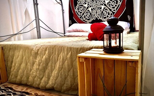 OYO 90479 Monkey Mansion