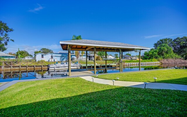 Sebring Serenity: Waterfront Retreat w/ Boat Dock!