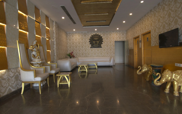 Fabhotel Sallow Grand