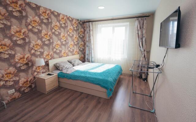 Сияние на улице Карла Маркса